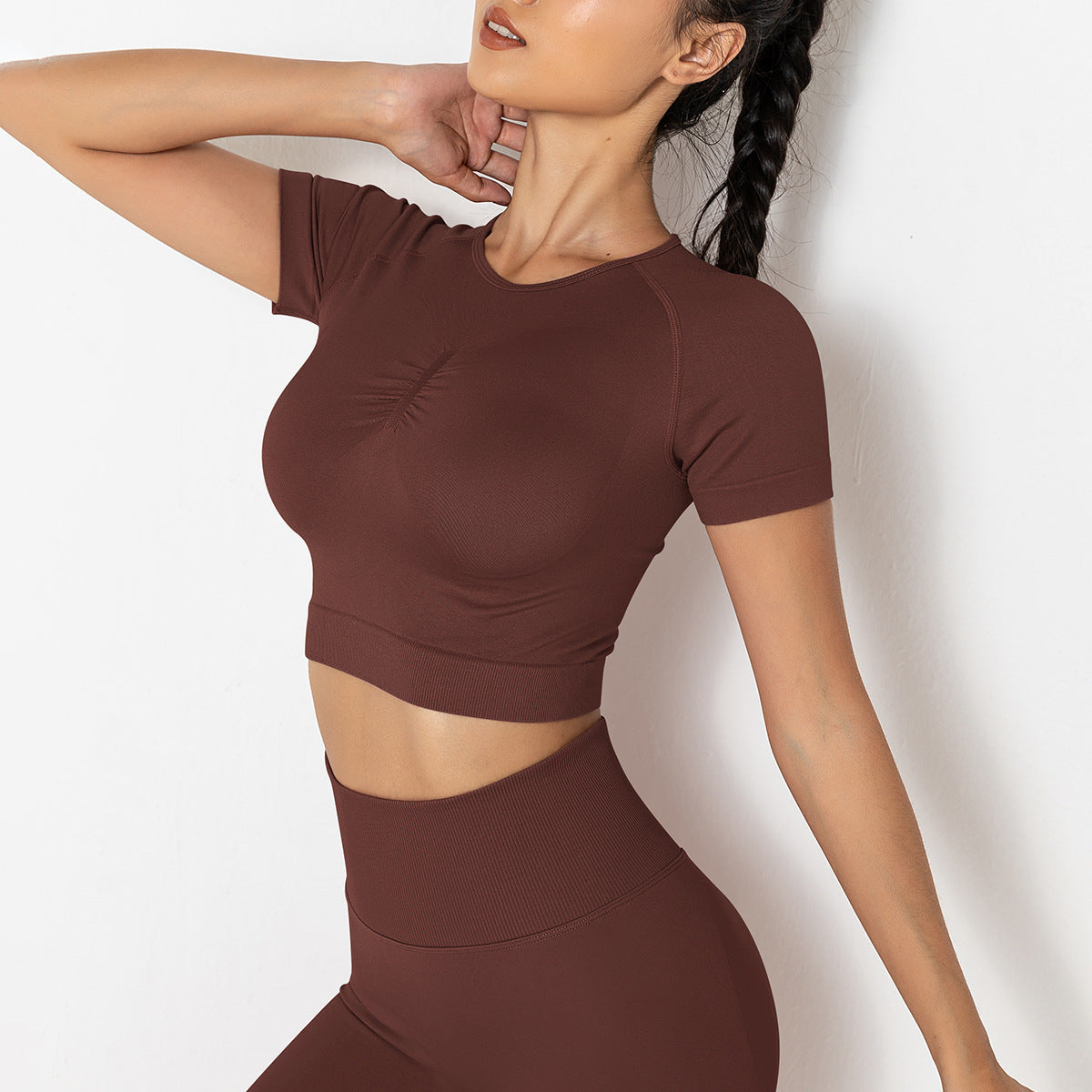 Seamless Knitted Solid Color Chest T-shirt