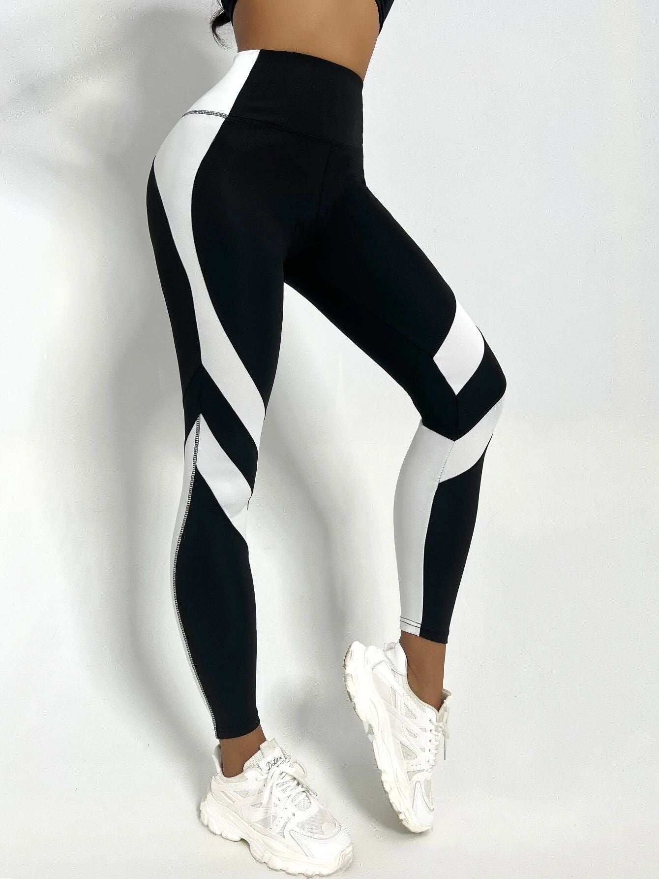 Minimalist And Versatile High Waisted Yoga Pants