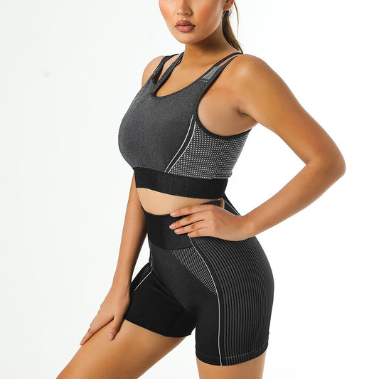 Seamless Yoga Clothing Set Halter Neck Yoga Sports