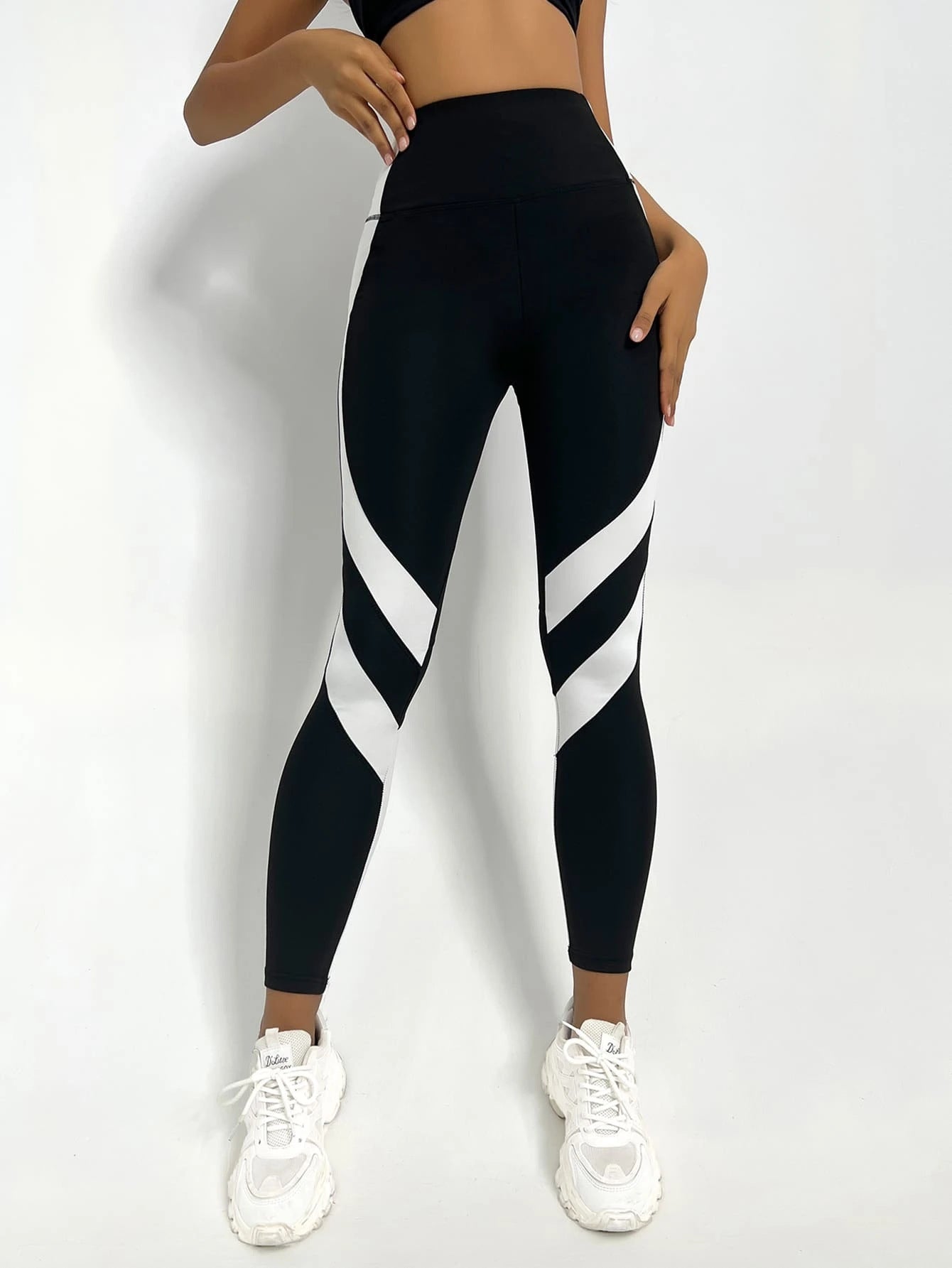 Minimalist And Versatile High Waisted Yoga Pants